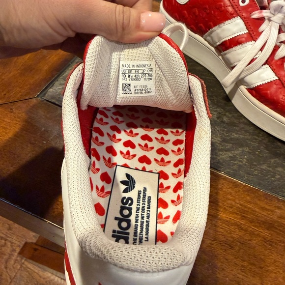 Adidas Red and White Women's Sneakers - Picture 4 of 6